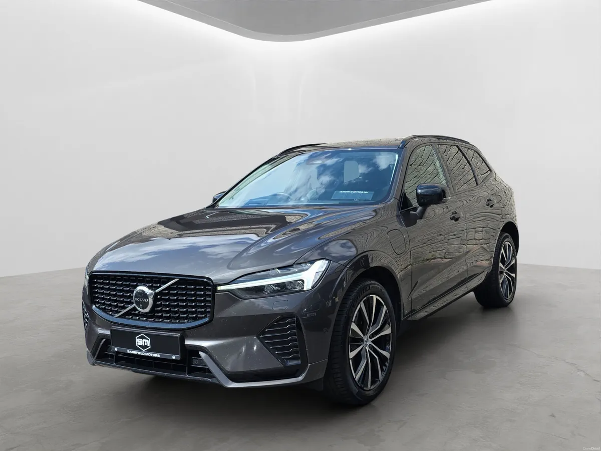 2023 VOLVO XC60 2.0 T8 ULTIMATE AWD AUTO. - Image 3