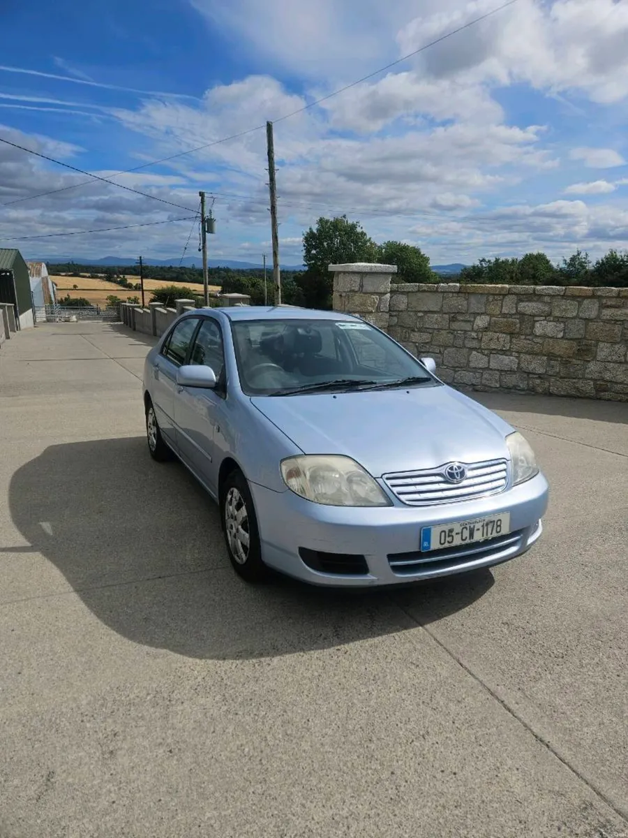 05 toyota corolla 1.4 petrol nct 3/27 tax 9,/26 - Image 1