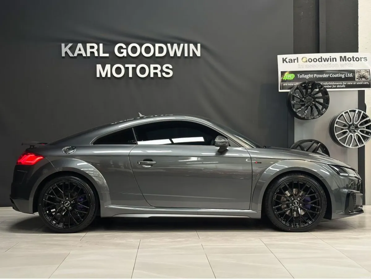 2.0 TFSI S LINE 40 DSG  LOW MILEAGE - Image 6