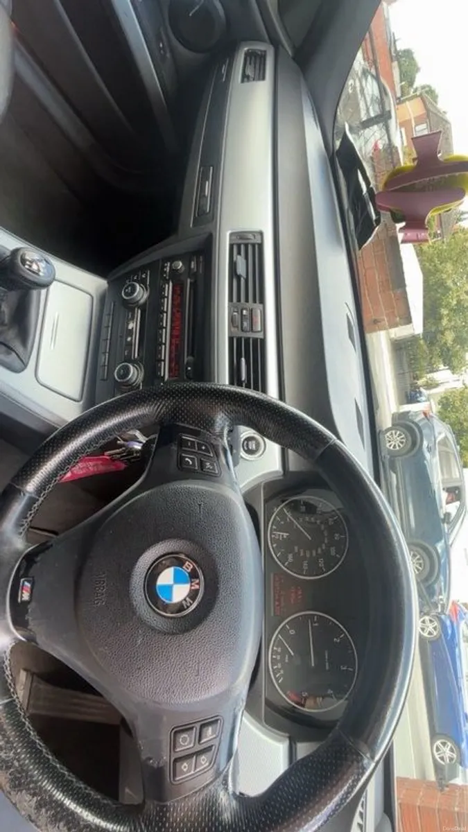 2010 Bmw 3-series - Image 4