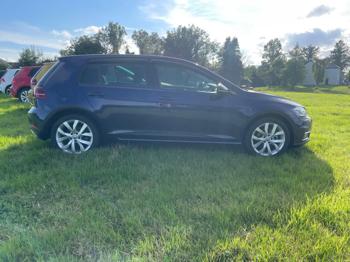 2018 Volkswagen Golf - Image 2