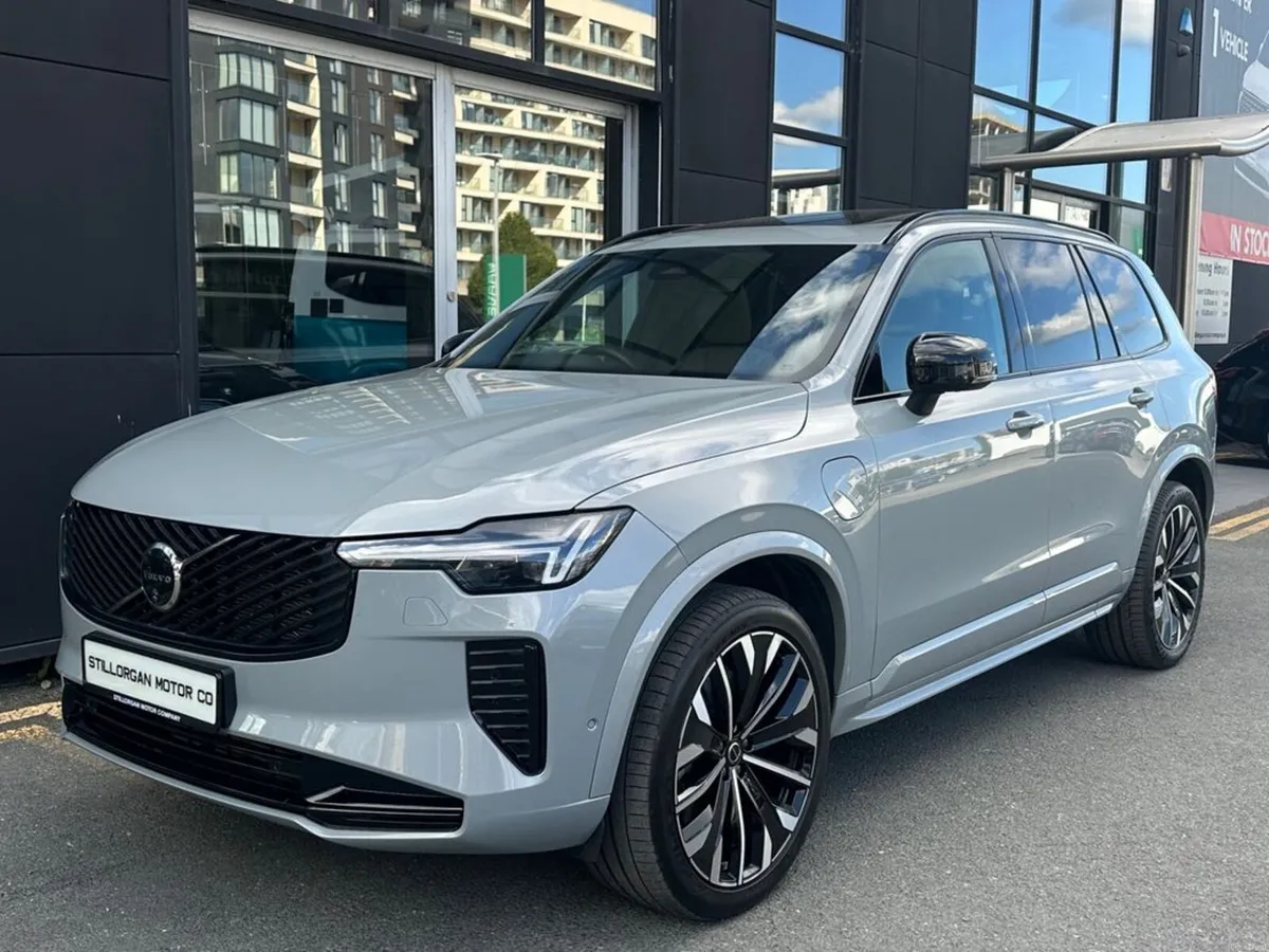 Volvo XC90 T8 Dark Plus AWD Auto (PHEV) - Image 6