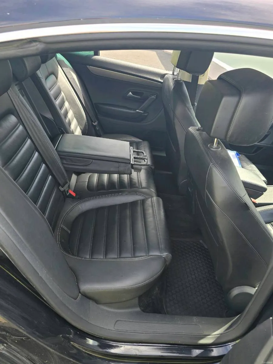 Volkswagen Passat CC R-Line - Image 2