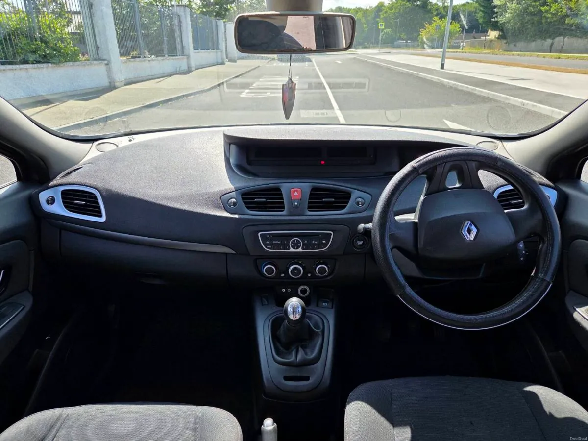 Renault Gran Scenic for SALE - Image 6