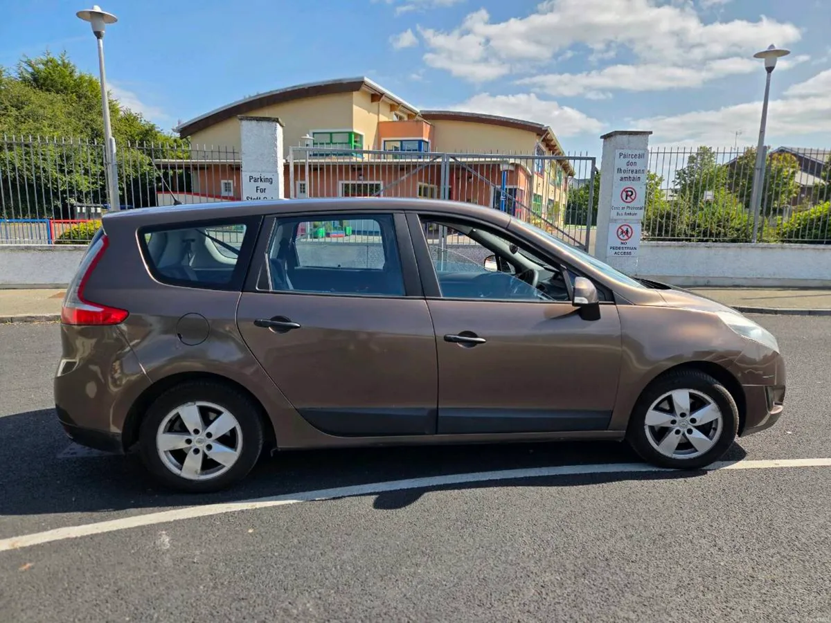 Renault Gran Scenic for SALE - Image 5