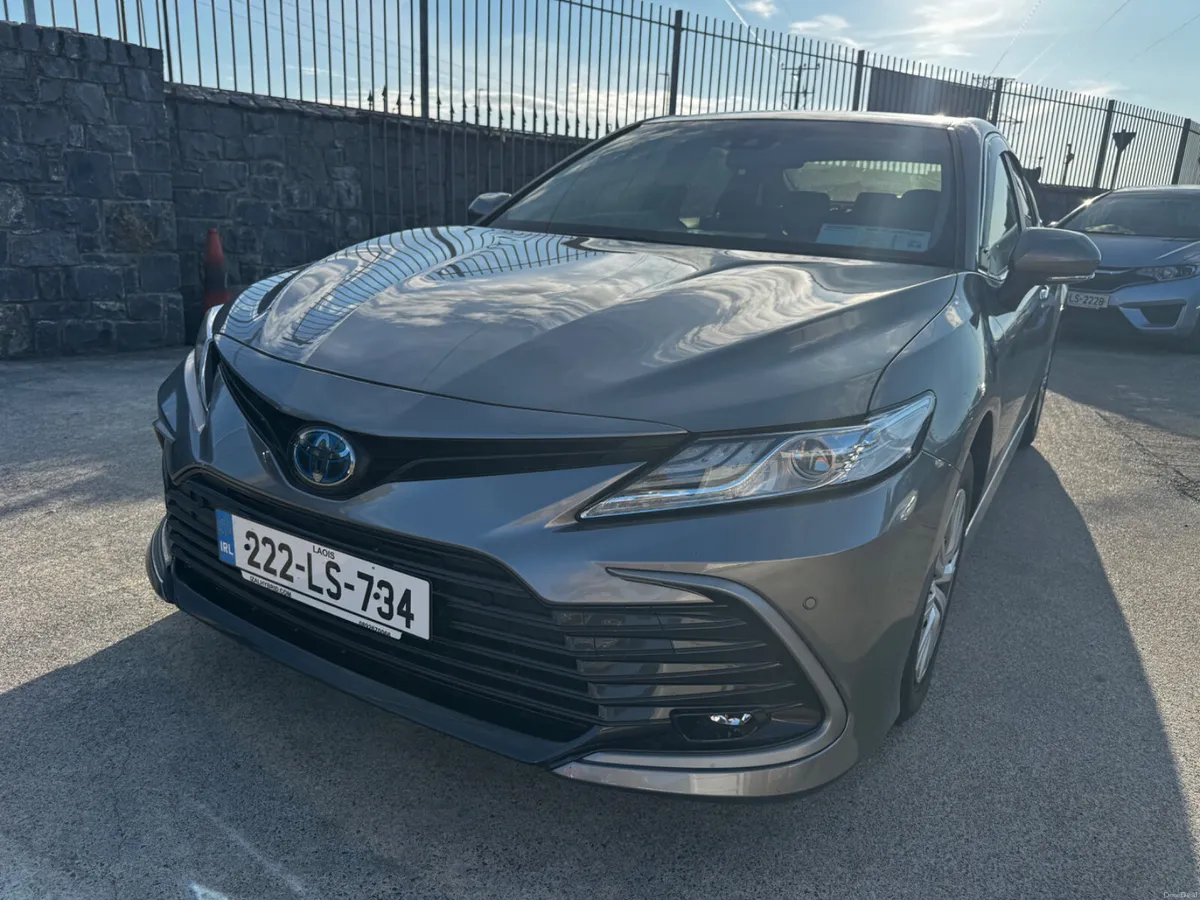 Toyota Camry 2022 - Image 4