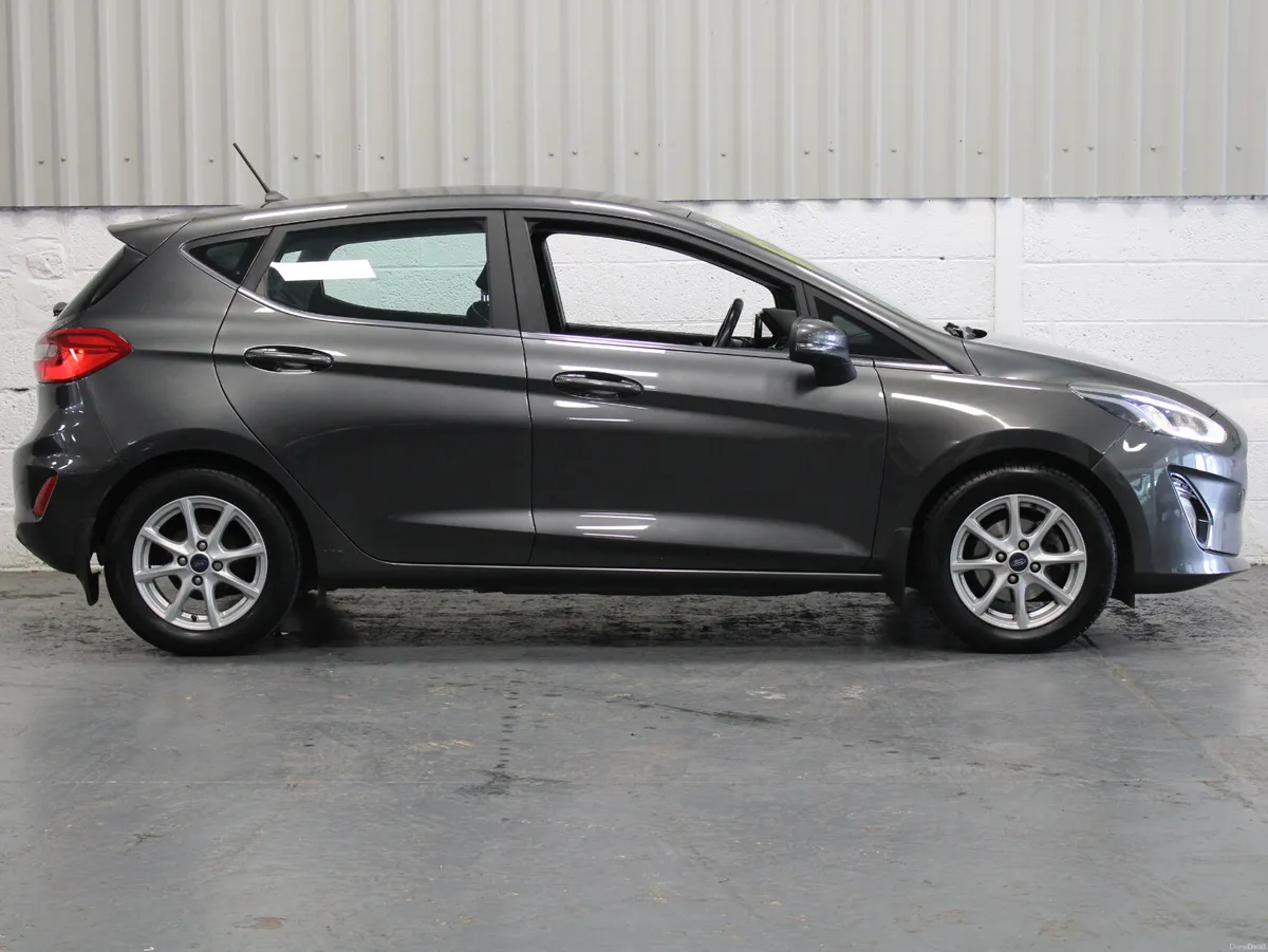 Ford Fiesta 2018 - Image 5