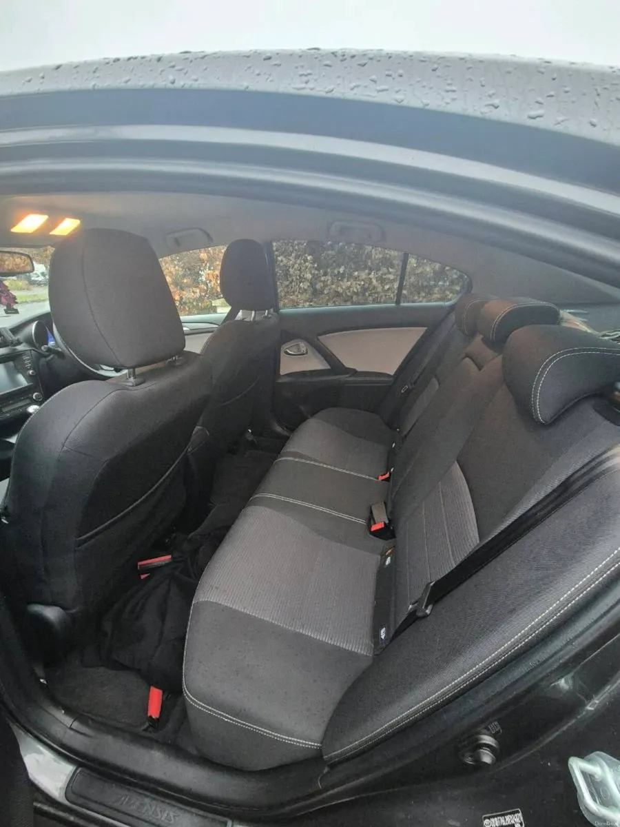 Toyota Avensis 2.0 business - Image 5