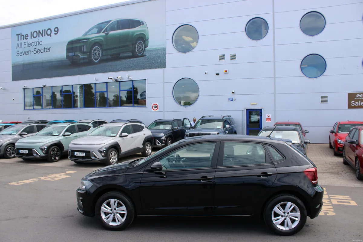 Volkswagen Polo 2019 - Image 2
