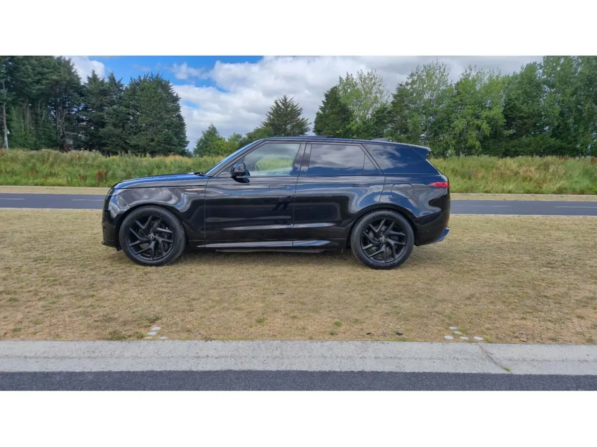 Land Rover Range Rover Sport DYNAMIC SE - Image 6