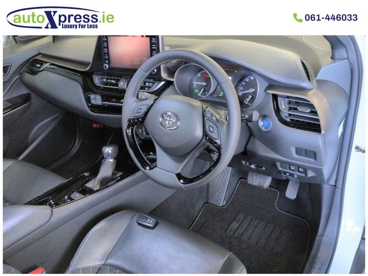 Toyota C-HR 1.8 Hybrid, 360 camera, Automatic - Image 2