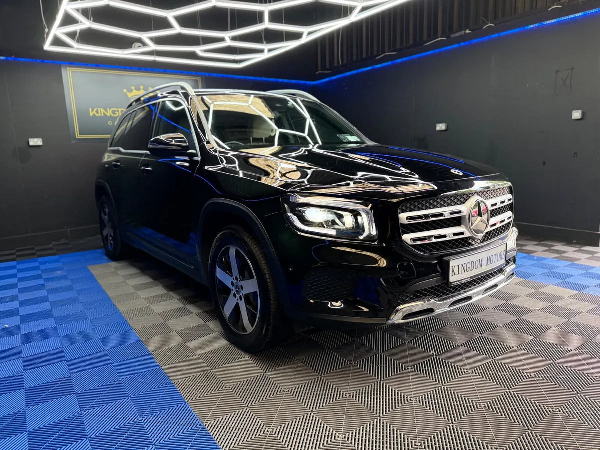 Mercedes-Benz GLB 2022 7 seats,Automatic - Image 3