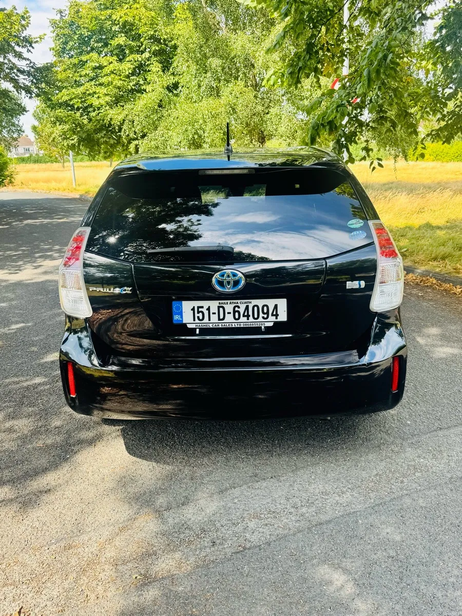 Toyota Prius Alpha Hybrid 7 Seats Cruise Control - Image 4