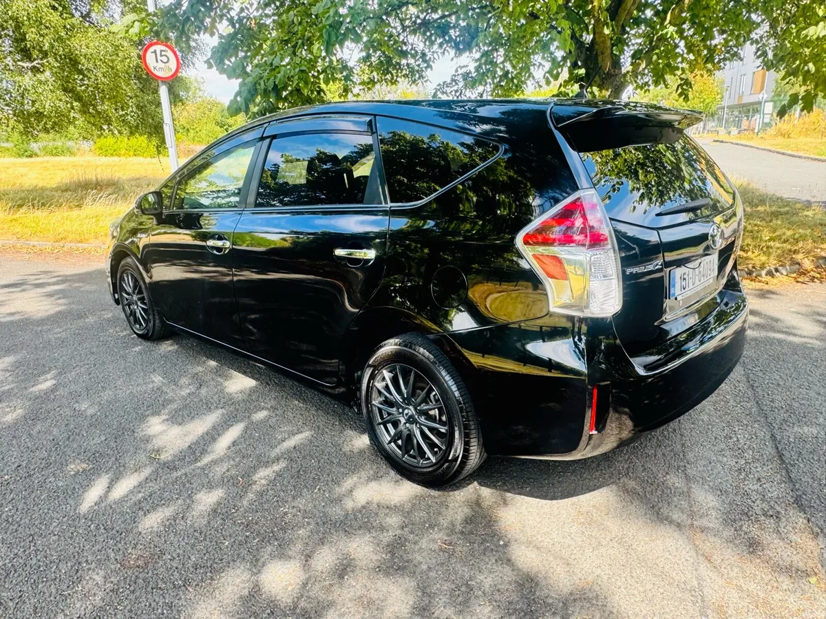 Toyota Prius Alpha Hybrid 7 Seats Cruise Control - Image 5