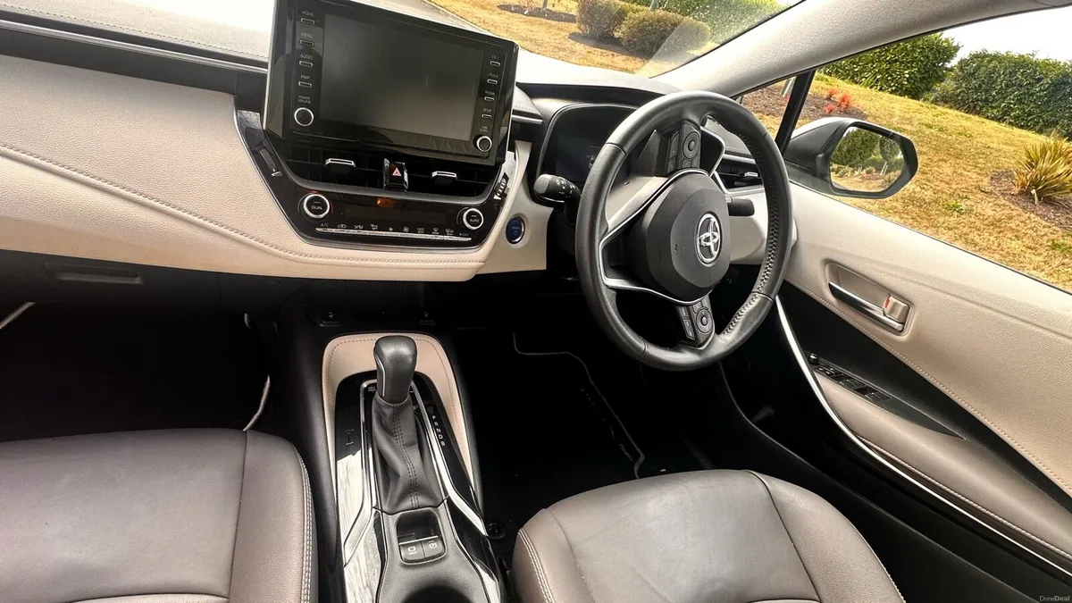 Toyota Carolla - Image 4