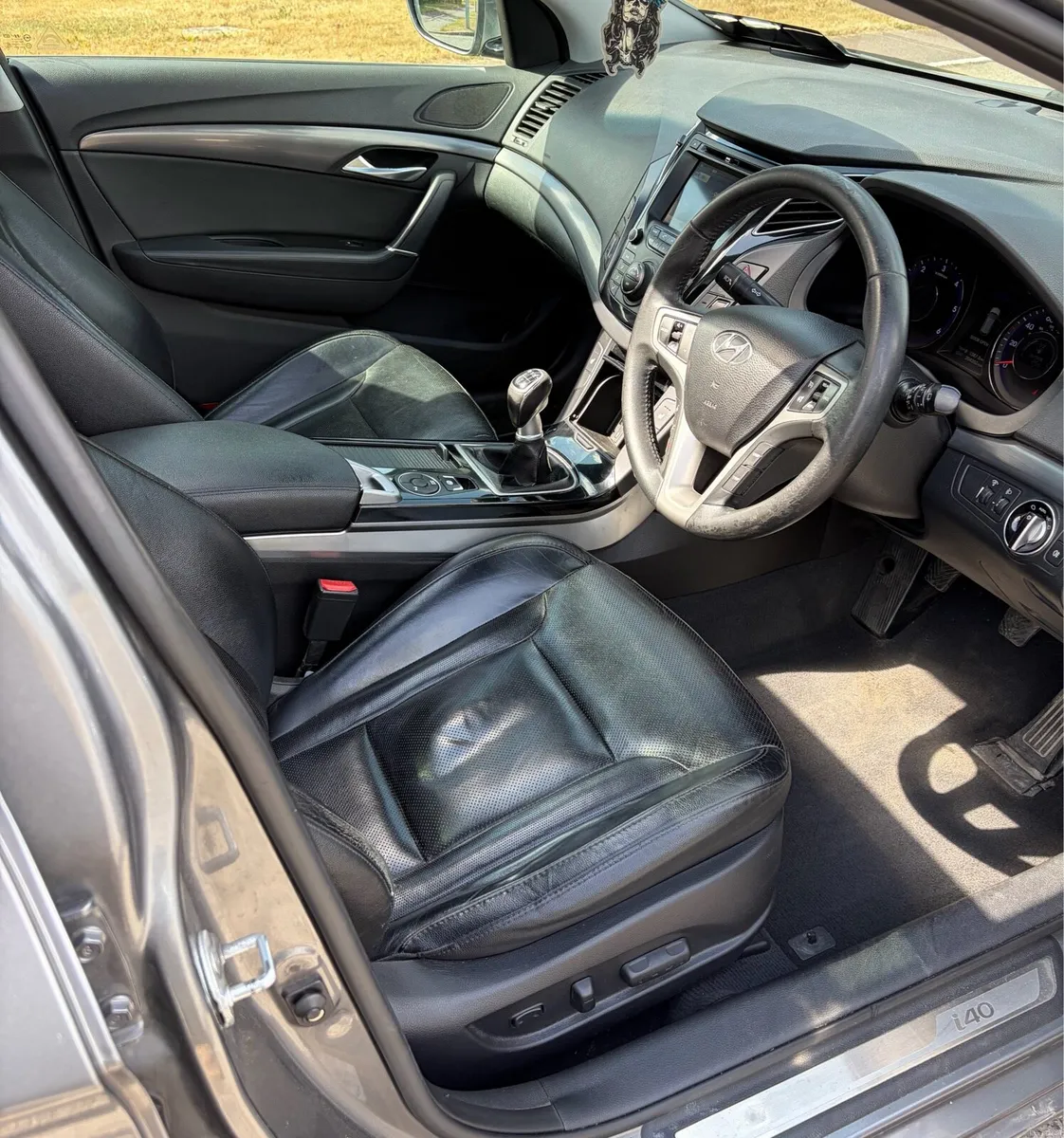 Hyundai I40 MANUAL CRD High spec model - Image 6