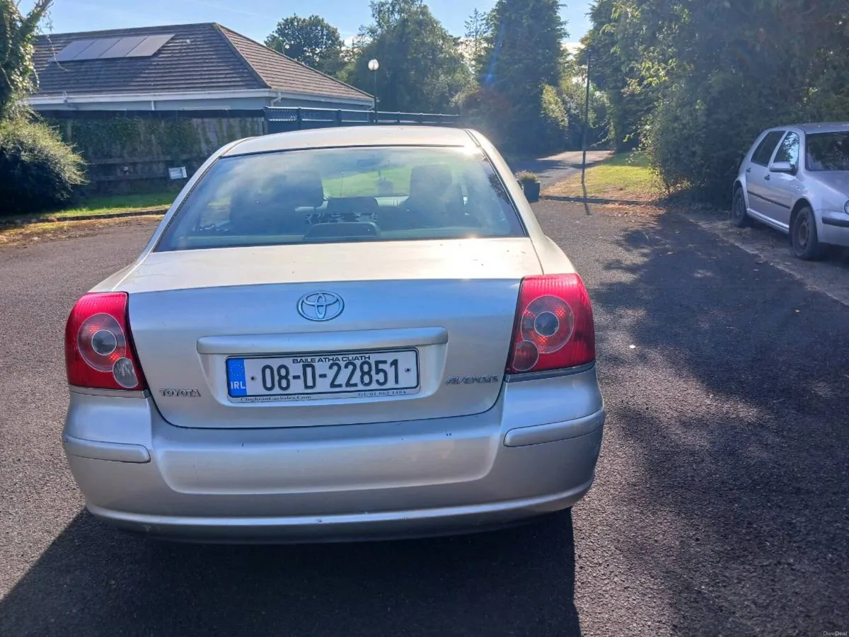 Toyota Avensis - Image 5
