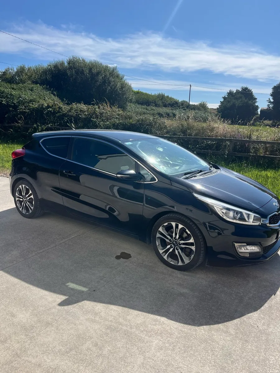 151 Kia Pro Ceed 1.6 EX 3DR - Image 2