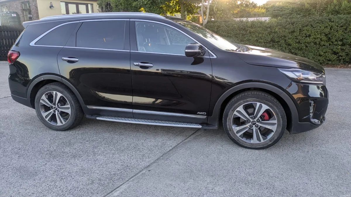 Kia Sorento 2018 - Image 1