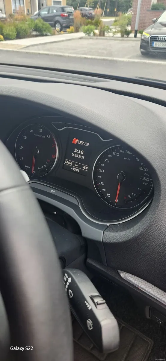 Audi A3 2016 - Image 2