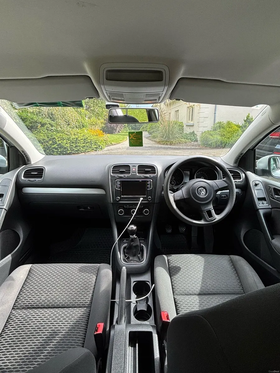 Volkswagen Golf 2012 1.6L - Image 6