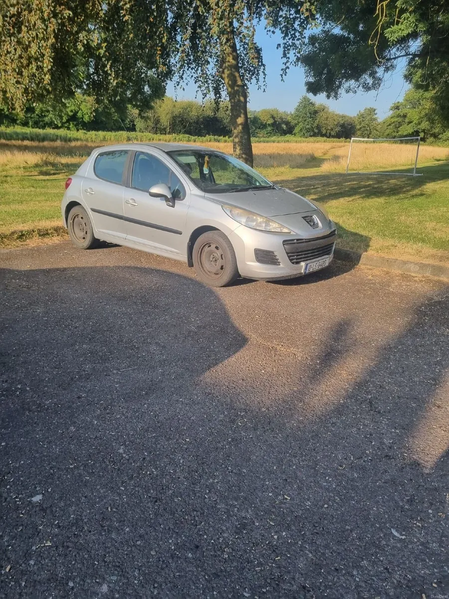 Peugeot 207 2010 - Image 1