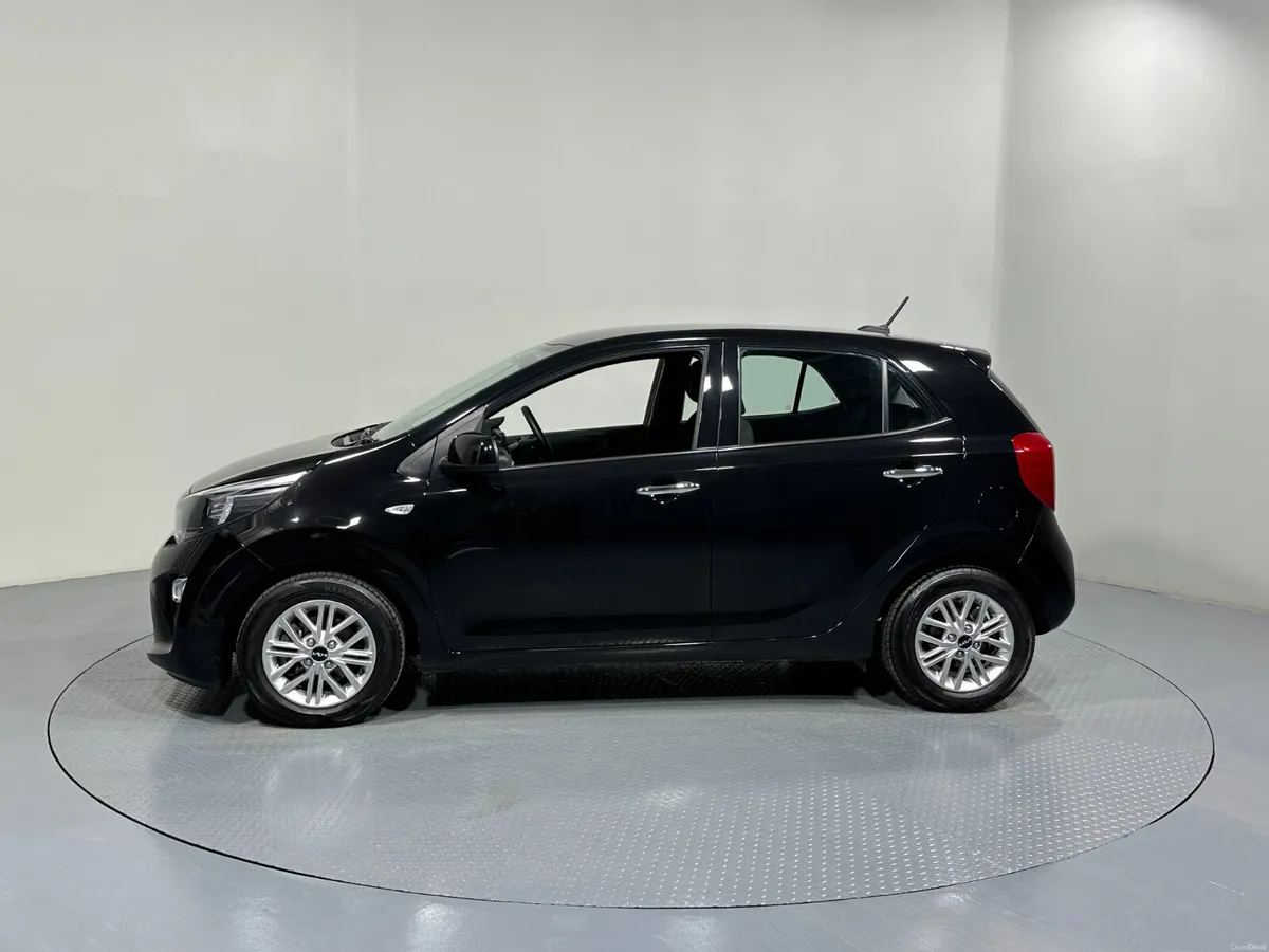 Kia Picanto 1.0L Petrol 232 (2023) - Image 4