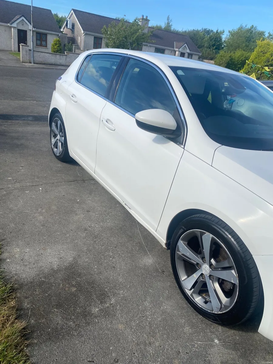 Peugeot 308 2014 - Image 6