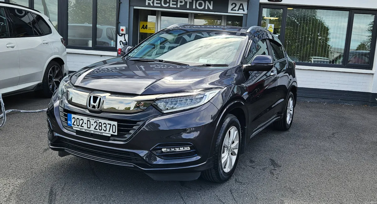 Honda Vezel 2020 1.5 Hybrid Auto only 23k miles - Image 3