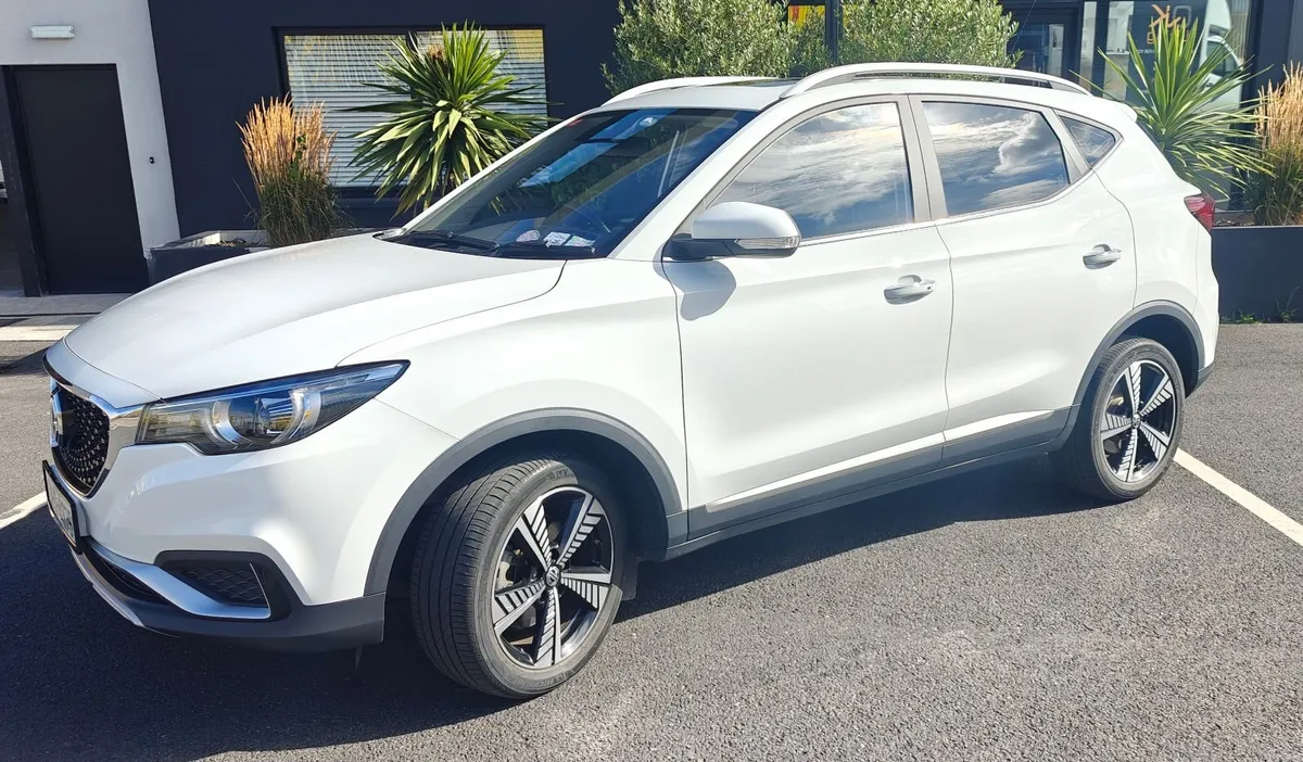 MG ZS 2021 - Image 4