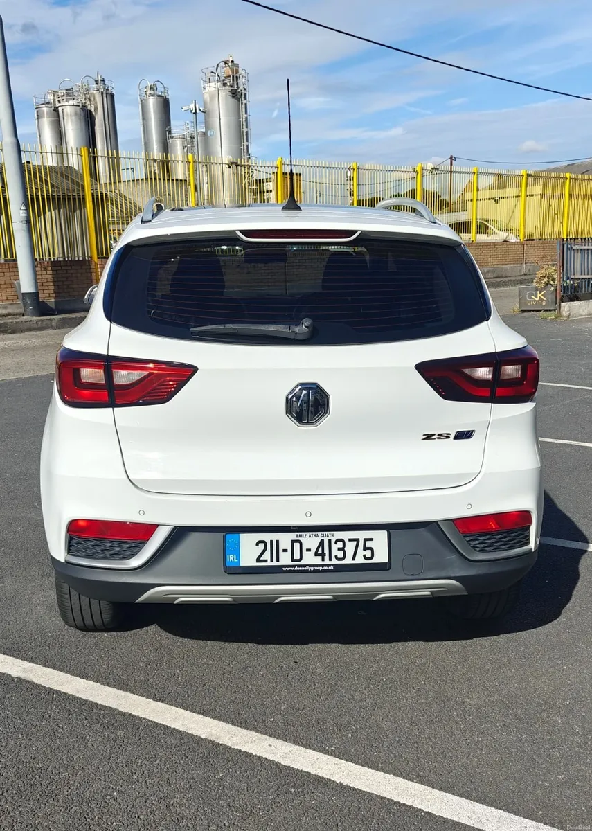 MG ZS 2021 - Image 2