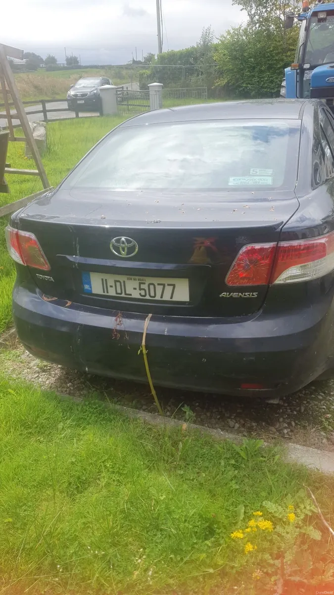 Toyota Avensis 2011 - Image 4