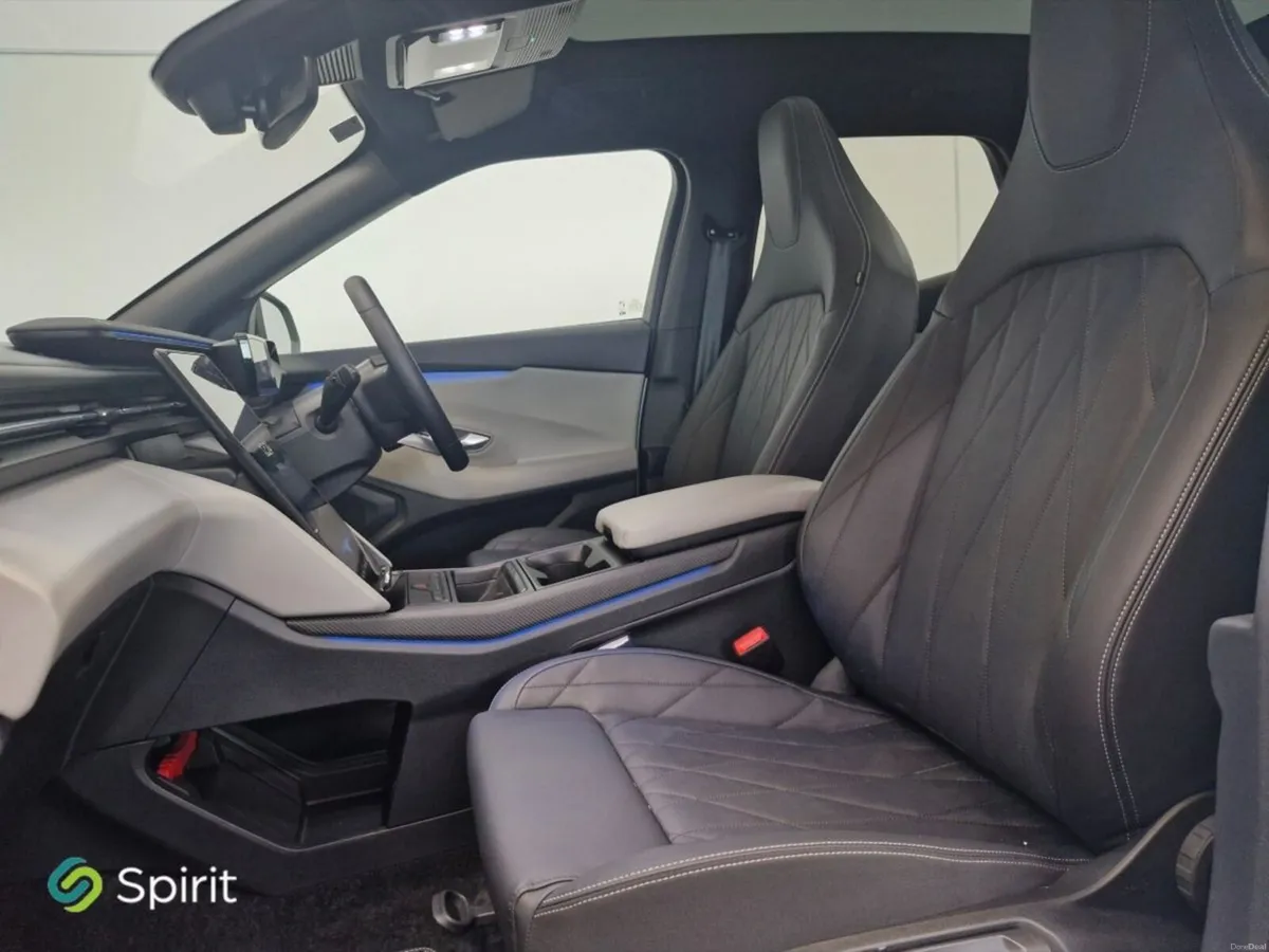 Ford Explorer Premium 77kWh Extended Range RWD **C - Image 3
