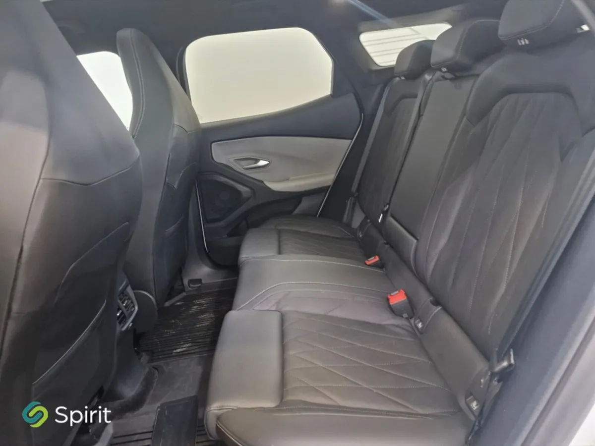Ford Explorer Premium 77kWh Extended Range RWD **C - Image 5