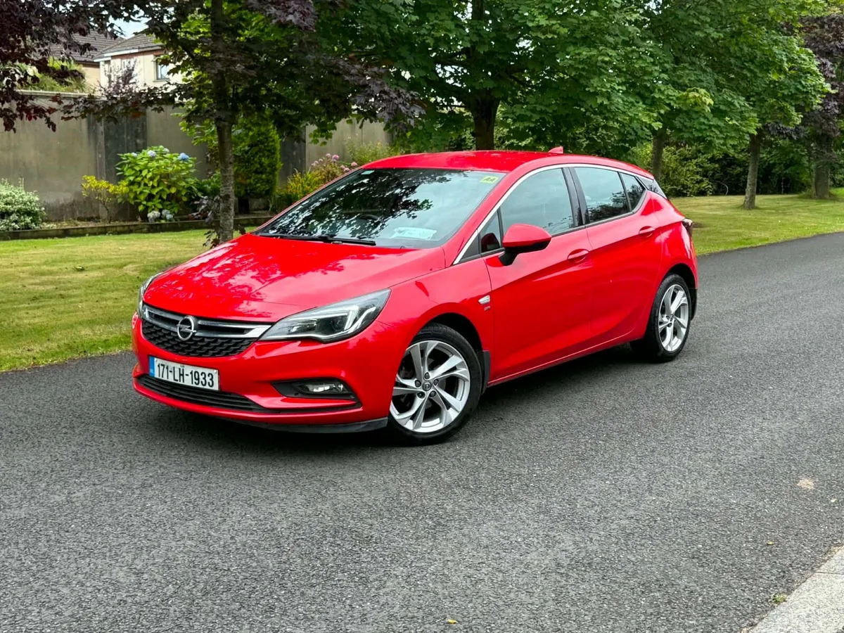 2017 Opel Astra Sri 1.6L diesel nct 03/27 tax04/27 - Image 1