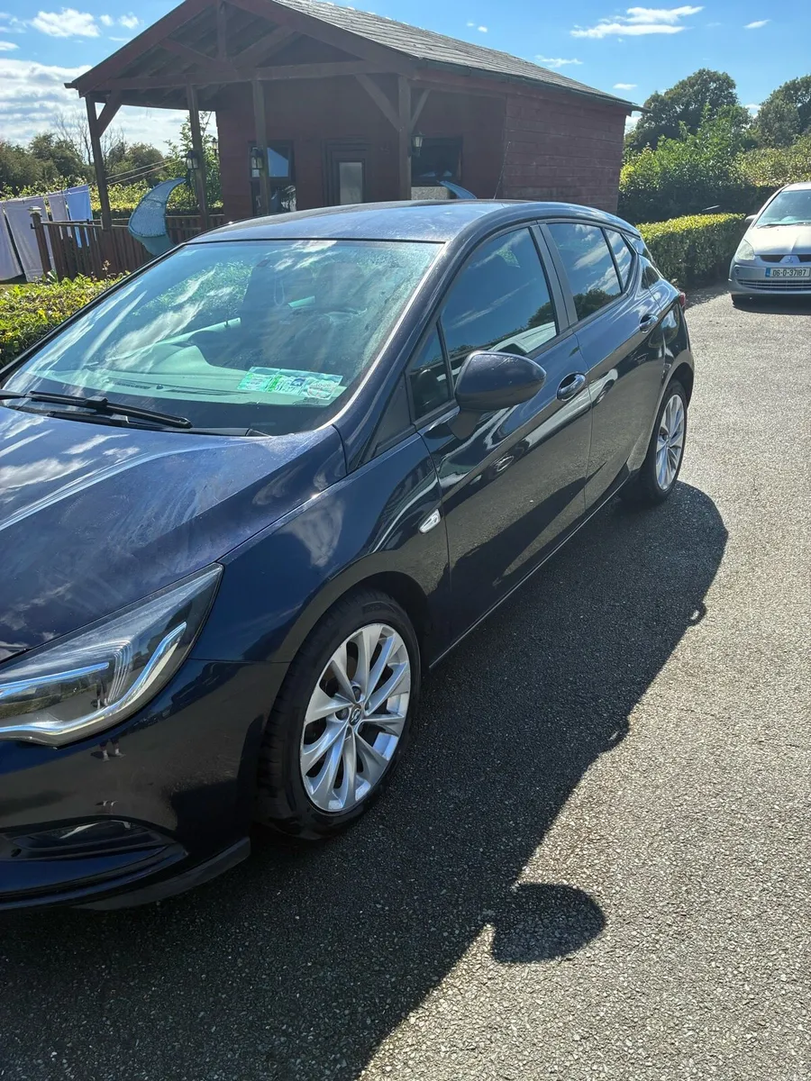 Opel Astra - Image 2