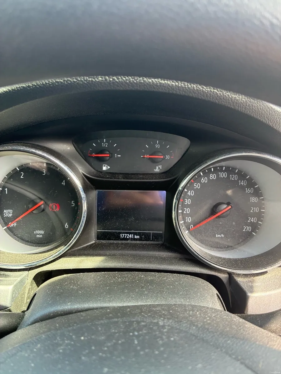 Opel Astra - Image 4