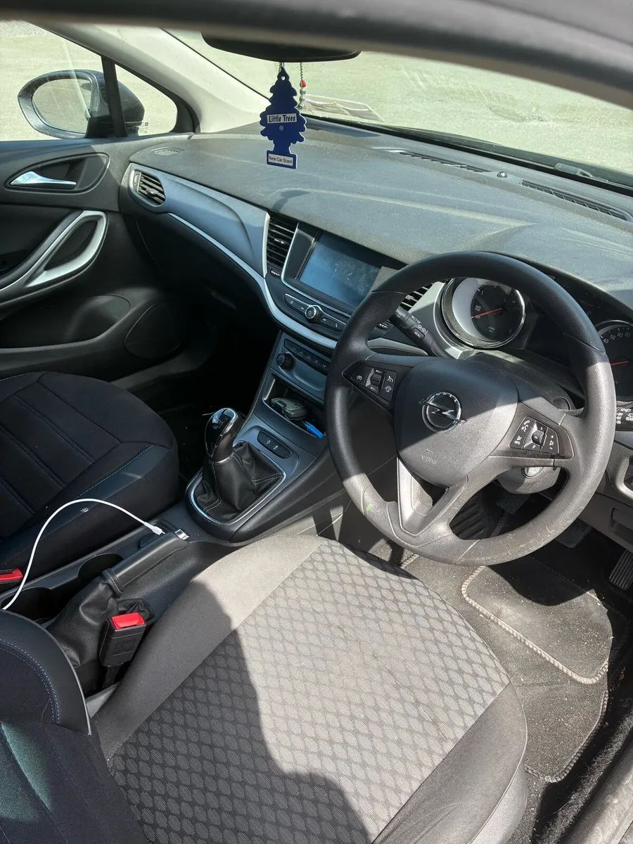 Opel Astra - Image 5