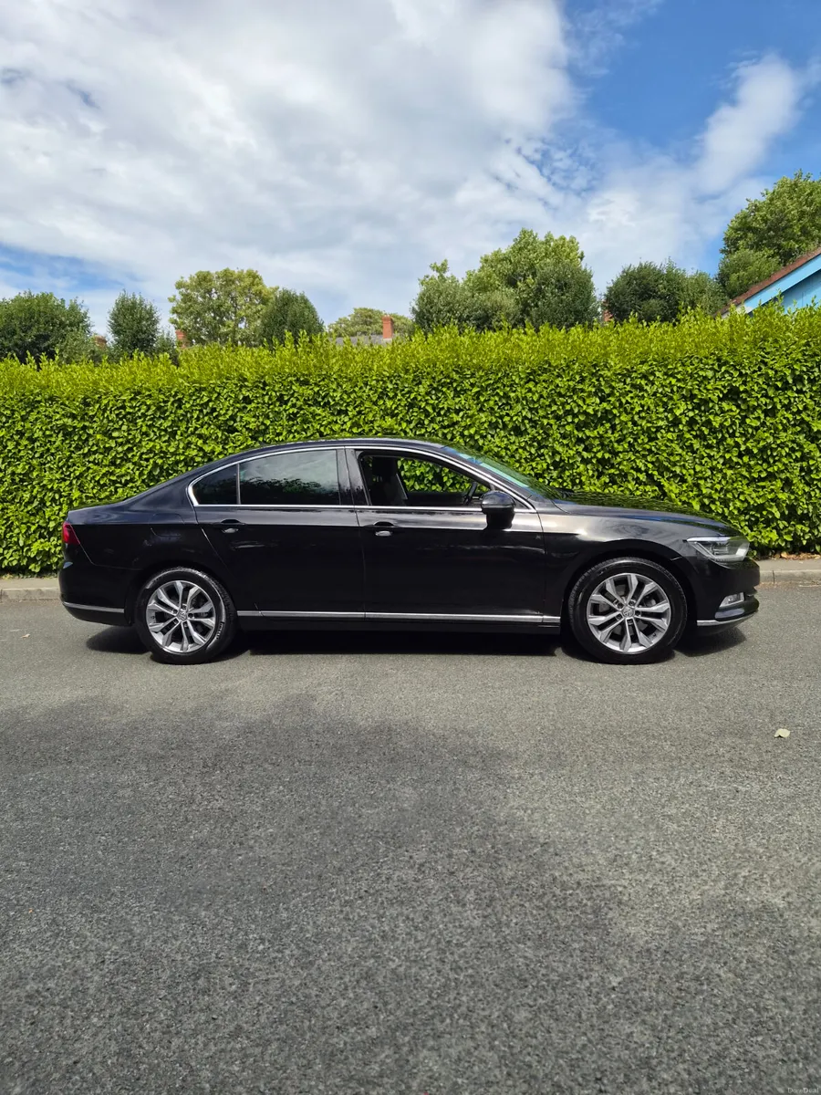 VW Passat // AUTO // 1.4 Petrol tsi - Image 3