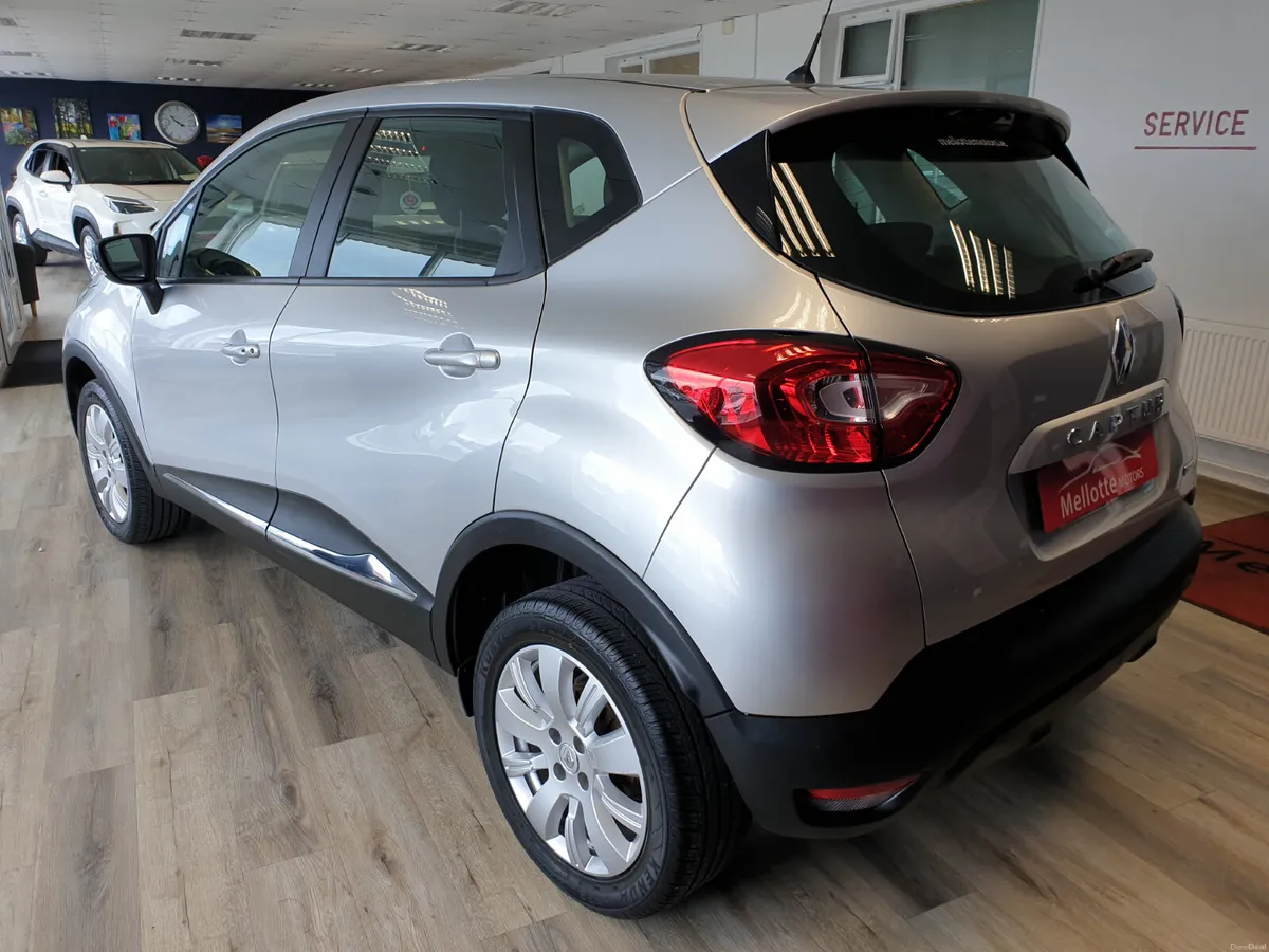 Renault Captur 1.5DCI EXPRESSION - Image 6
