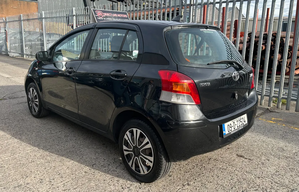 2009 Toyota Yaris Manual - Image 6