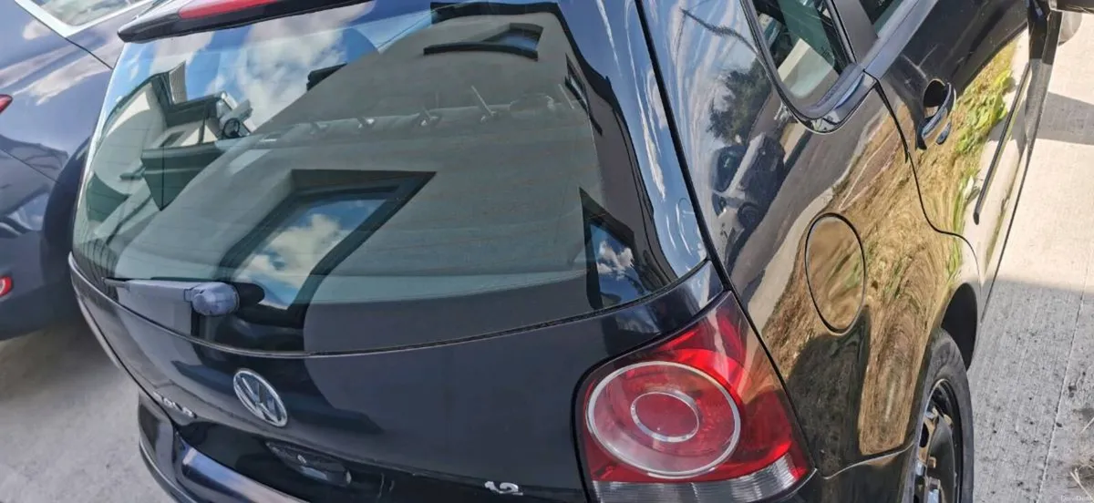 Volkswagen polo - Image 4