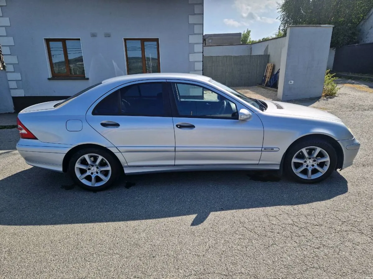 Mercedes c180 2006 1.8 petrol - Image 5
