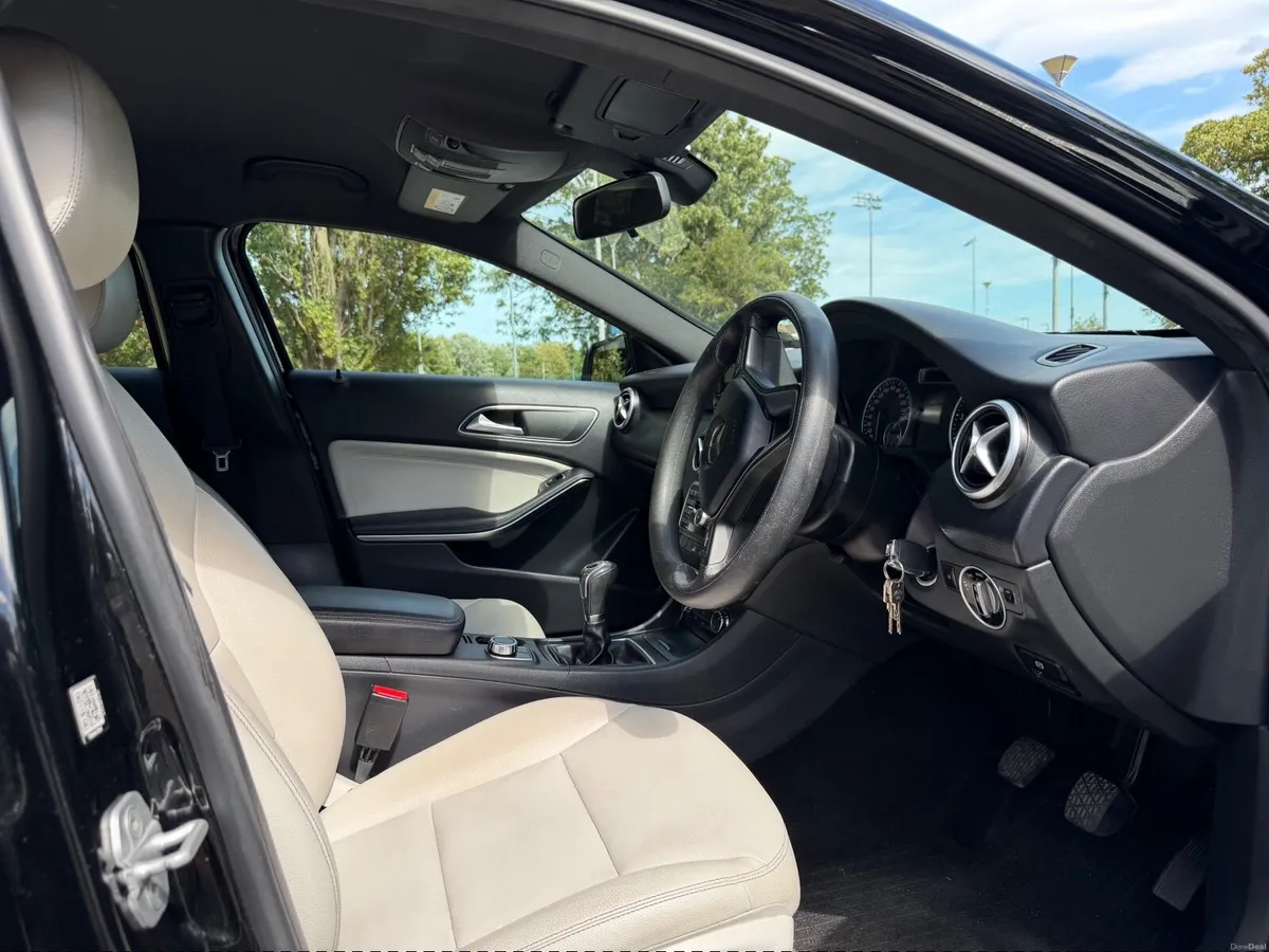 Mercedes-Benz A-Class 2015 - Image 6