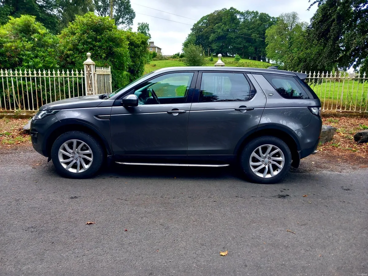 171 Discovery Sport Diesel Auto 7Seat - Image 2