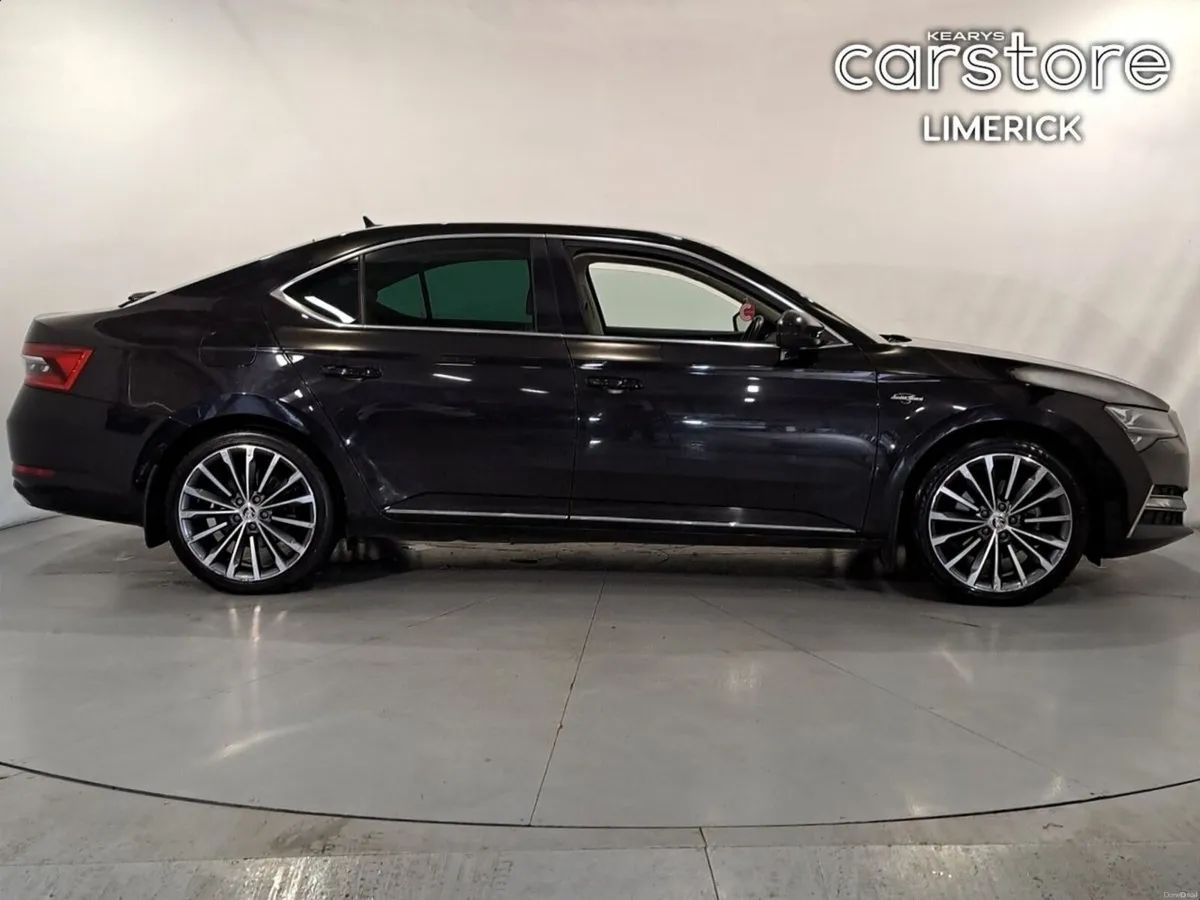 Skoda Superb SUPERB L&K 1.4TSI 218HP iV DSG - Image 2