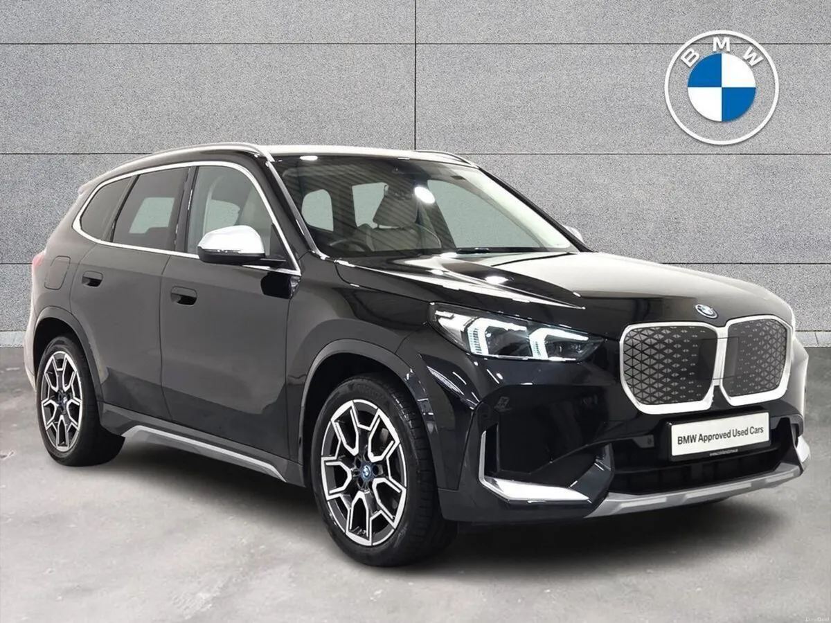 BMW iX1 eDrive20 xLine - Image 1