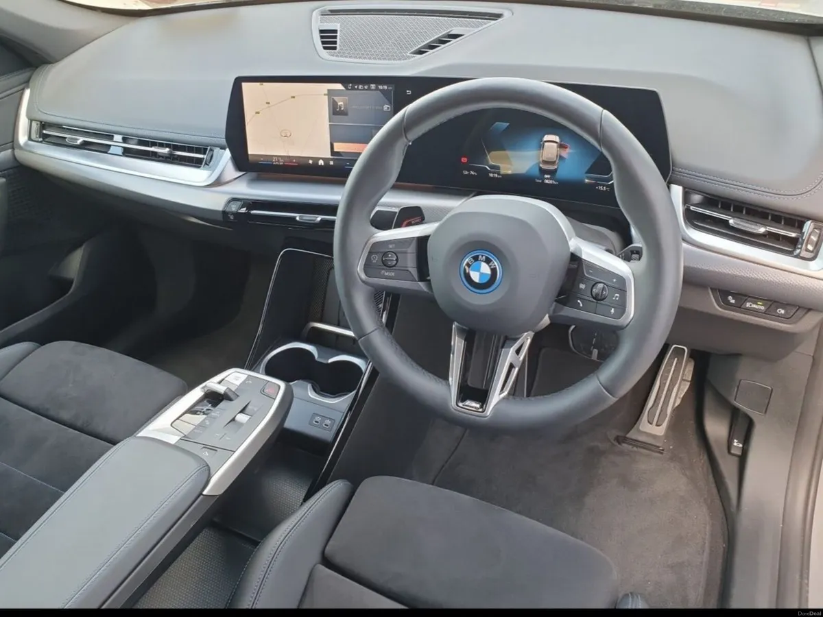 BMW iX1 eDrive20 M Sport - Image 6