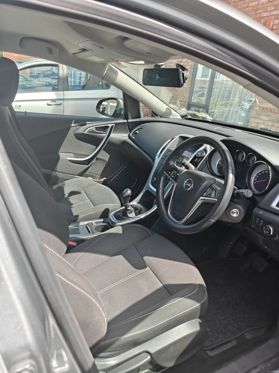 Opel Astra - Image 6