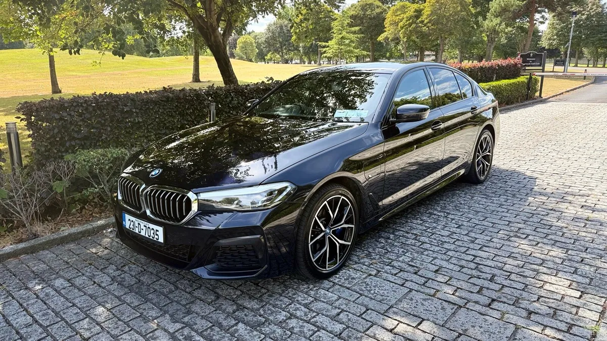 2023 Bmw 530e M-Sport Lci Pro - Image 5